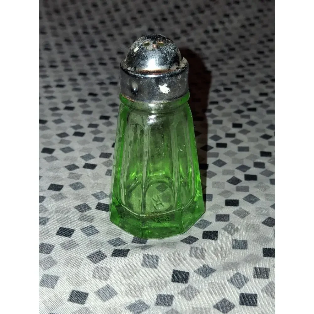 Vintage Hazel Atlas Uranium Glass Pepper Shaker